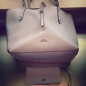 Coach tote and wallet, baby pink great condition